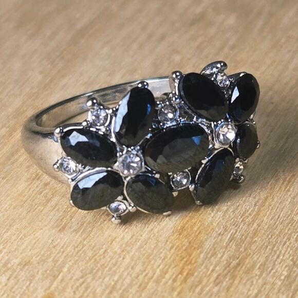 Size 6 | Black Zircon Floral Cluster Ring - Picture 2 of 4